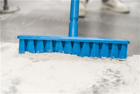 41795 UST Szczotka Vikan z krótką rączką, 260 mm, twarda, biała