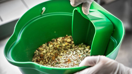 56888 Wiadro Vikan, 6 litrów, fioletowy, z podziałką