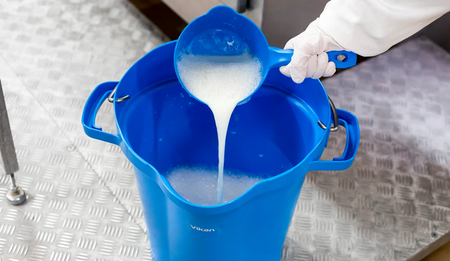 56883 Wiadro Vikan, 6 litrów, niebieski, z podziałką